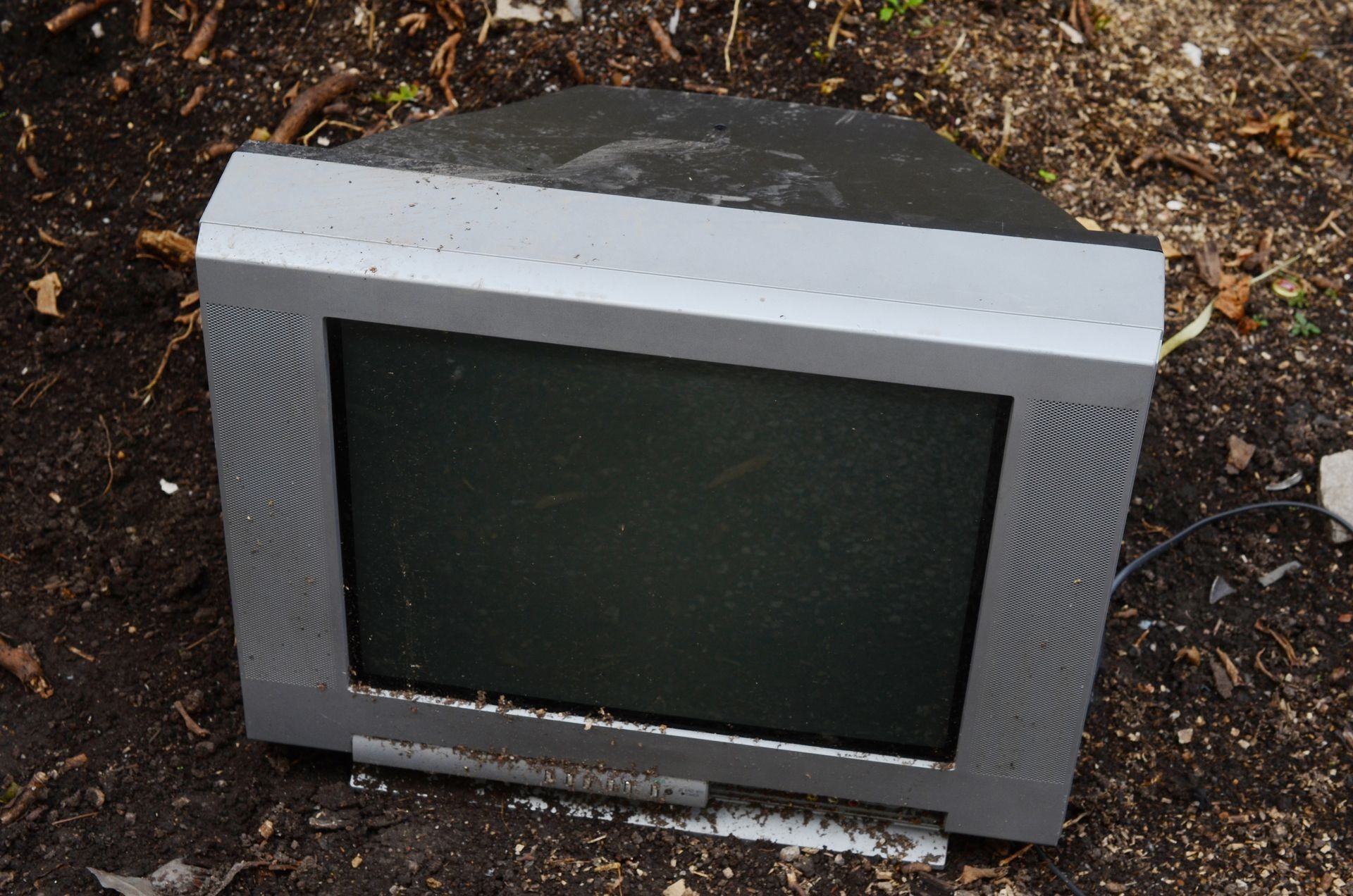 Electronics TV, home trash